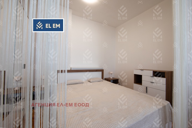 En renta  1 dormitorio Sofia , Tsentar , 50 metros cuadrados | 97992212 - imagen [5]