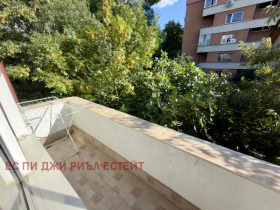 ���� ��� ���� 3-����� | Imot.bg � ����� ������ 12