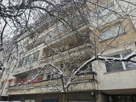 4-стаен град София, Гео Милев