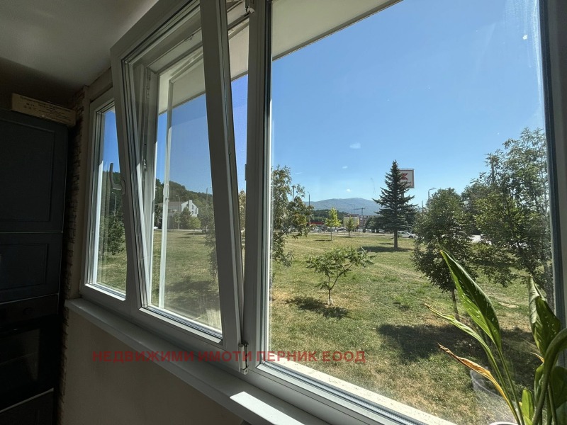 K pronájmu  1 ložnice Pernik , Iztok , 72 m2 | 44505921 - obraz [9]