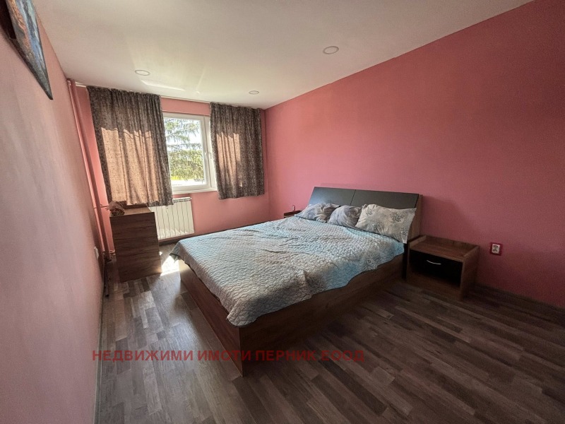 K pronájmu  1 ložnice Pernik , Iztok , 72 m2 | 44505921 - obraz [12]