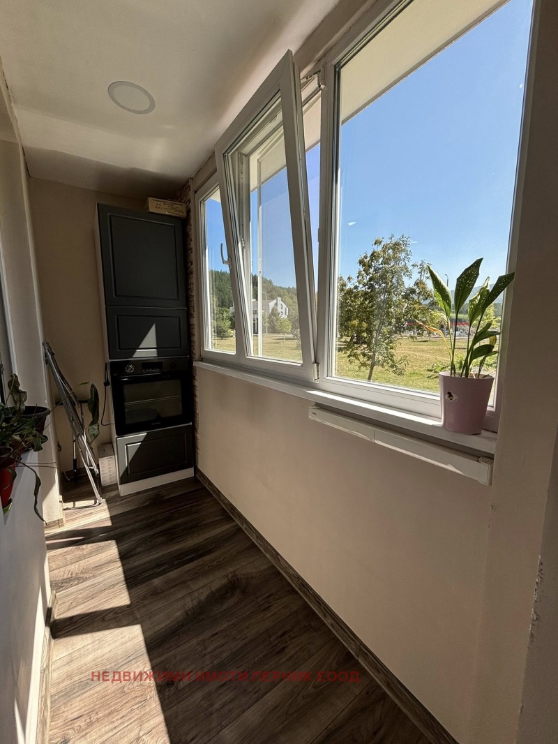 K pronájmu  1 ložnice Pernik , Iztok , 72 m2 | 44505921 - obraz [8]