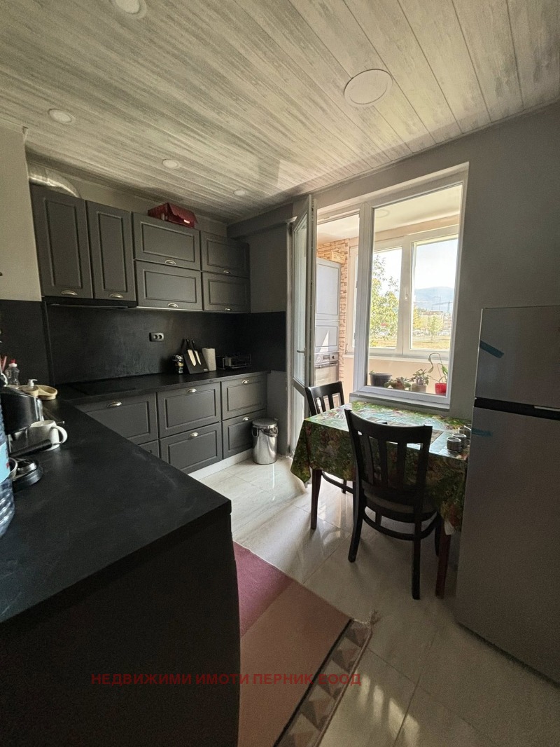 K pronájmu  1 ložnice Pernik , Iztok , 72 m2 | 44505921 - obraz [5]