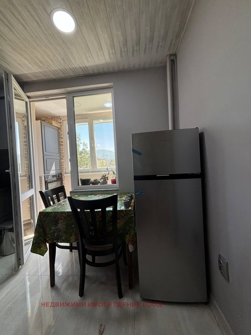 K pronájmu  1 ložnice Pernik , Iztok , 72 m2 | 44505921 - obraz [6]