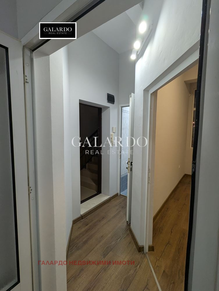 Дава под наем  Офис град София , Център , 130 кв.м | 98536392 - изображение [8]