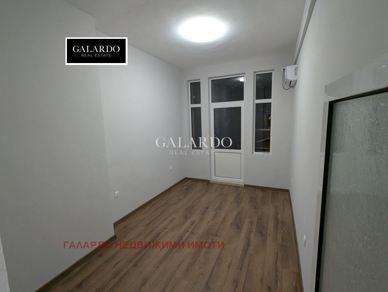 Дава под наем  Офис град София , Център , 130 кв.м | 98536392