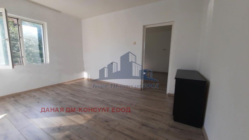 Издаје се  1 спаваћа соба Шумен , Военно училиште , 50 м2 | 55575867 - слика [2]