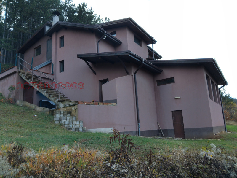 Дава под наем 2-СТАЕН, гр. Перник, Ралица