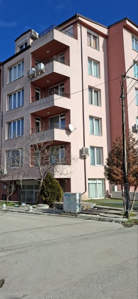 Дава под наем  2-стаен, град София