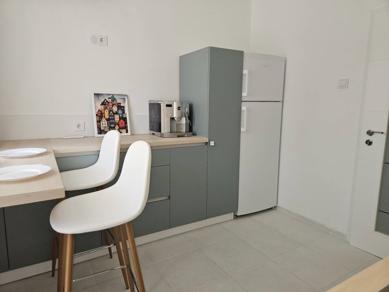 Zu vermieten  2 Schlafzimmer Plowdiw , Zentar , 91 qm | 57890582 - Bild [11]