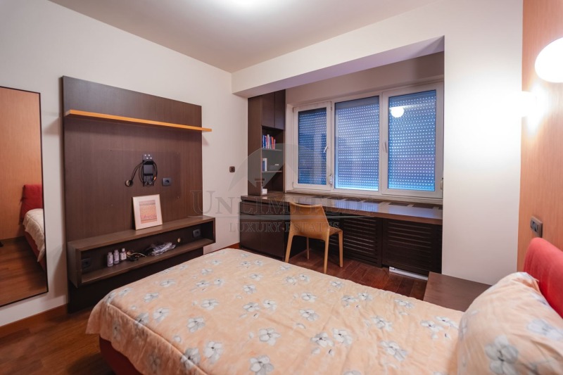 Дава под наем  4-стаен град София , Лозенец , 220 кв.м | 47352294 - изображение [15]