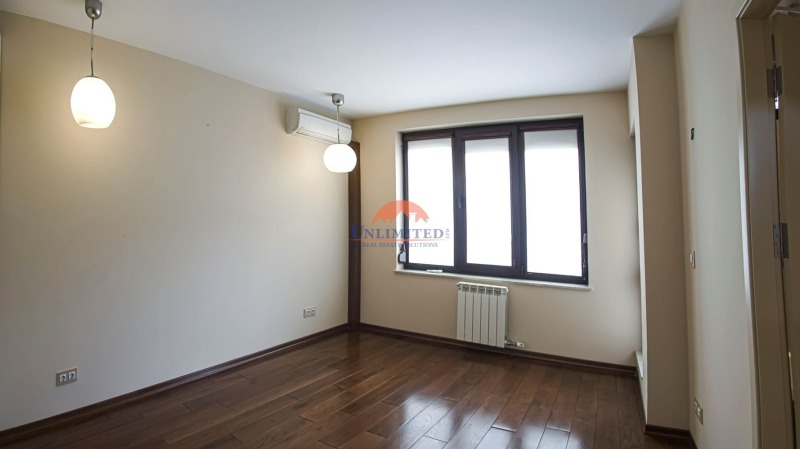 Do wynajęcia  3 sypialnie Sofia , Centar , 220 mkw | 92765591 - obraz [8]