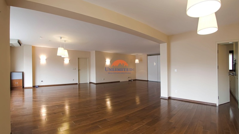 Do wynajęcia  3 sypialnie Sofia , Centar , 220 mkw | 92765591 - obraz [3]