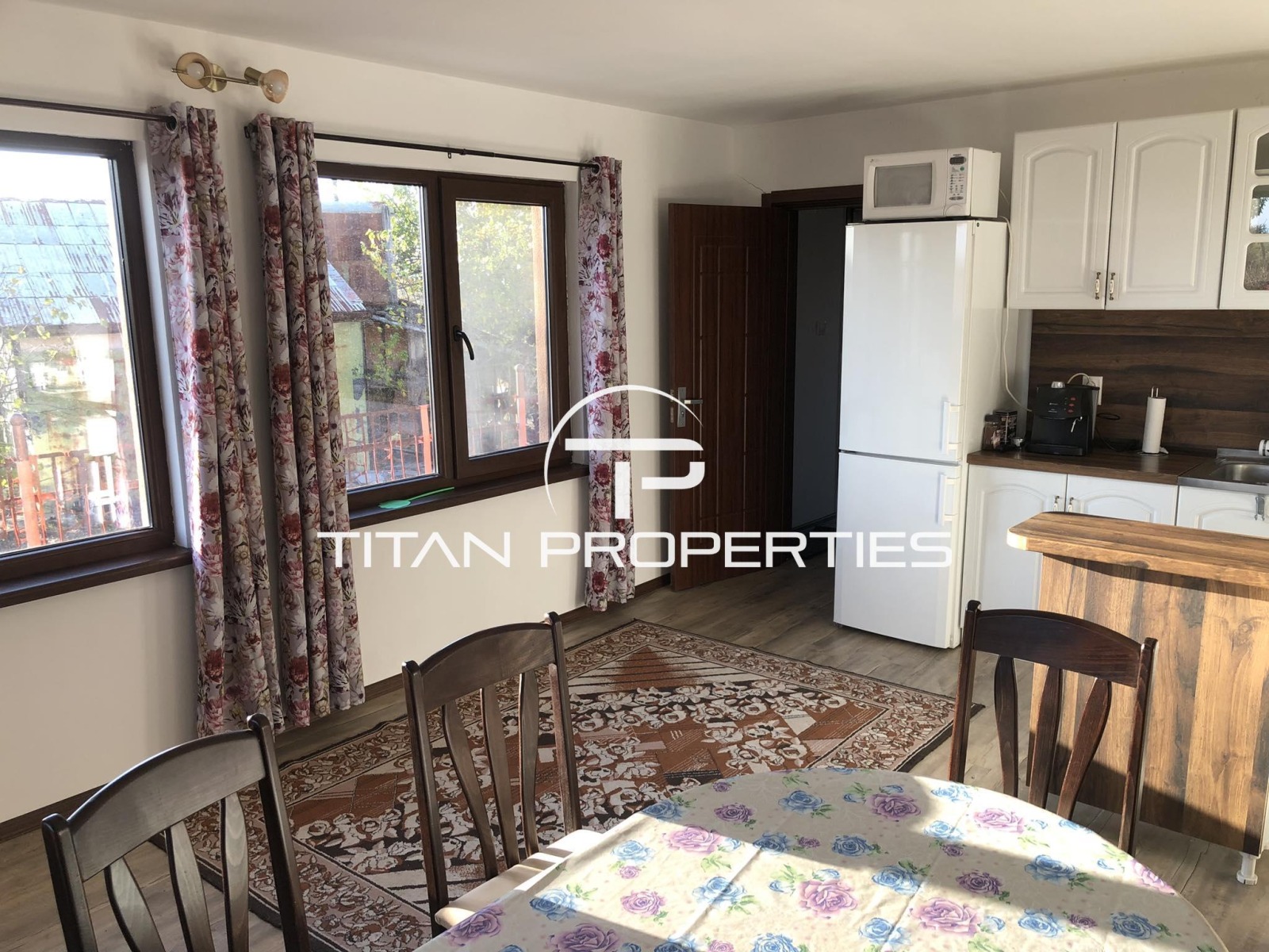 Дава под наем КЪЩА, гр. Бургас, Банево, снимка 5 - Къщи - 53463005