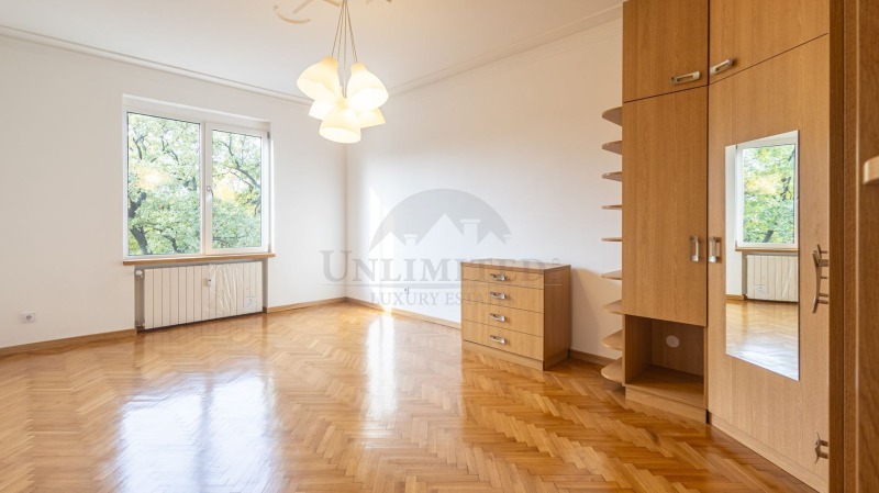 Te huur  3 slaapkamers Sofia , Doktorski pametnik , 145 m² | 91744492 - afbeelding [14]