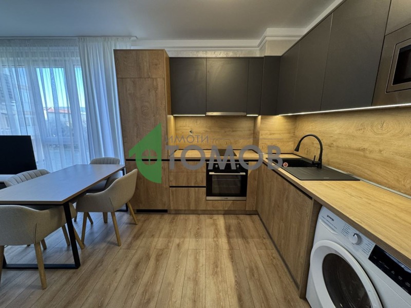 Дава под наем 3-СТАЕН, гр. Шумен, Пазара, снимка 3 - Апартаменти - 52802496