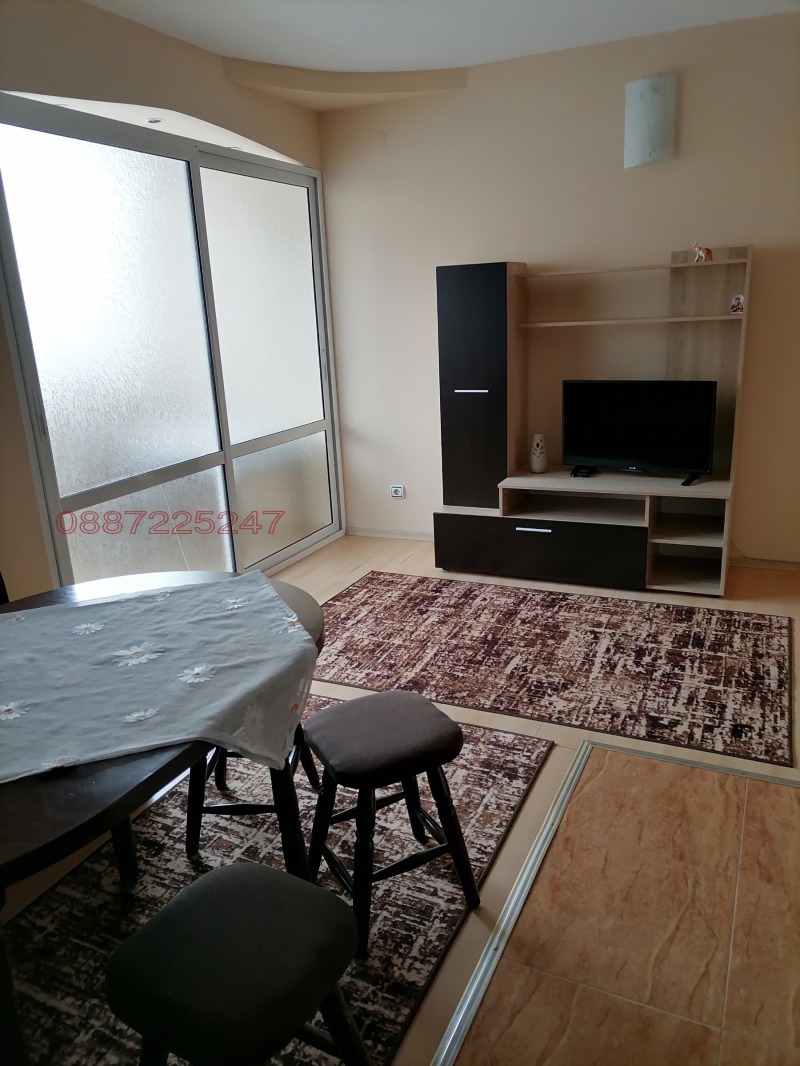 Дава под наем 2-СТАЕН, гр. Благоевград, Идеален център, снимка 3 - Апартаменти - 52780356