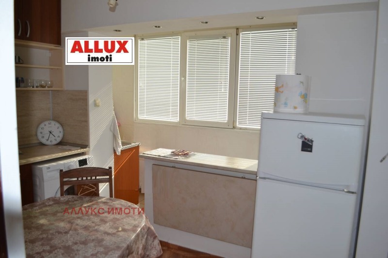 Da affittare  Studio Ruse , Vazragdane , 40 mq | 57163193 - Immagine [3]