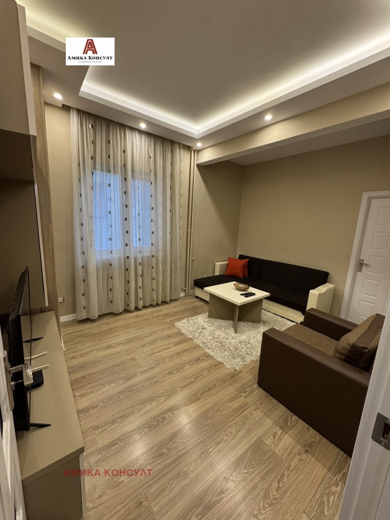 Дава под наем 2-СТАЕН, гр. София, Център, снимка 3 - Апартаменти - 52688755