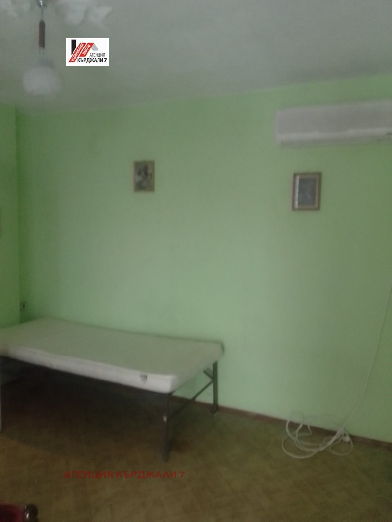 Дава под наем  3-стаен град Кърджали , Център , 65 кв.м | 92925663 - изображение [5]