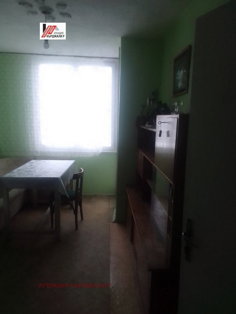 Дава под наем  3-стаен град Кърджали , Център , 65 кв.м | 92925663 - изображение [4]