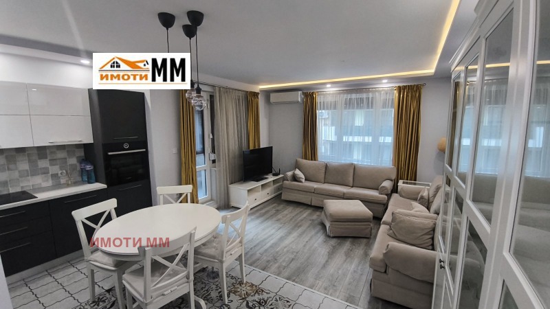 A louer  1 chambre Plovdiv , Yujen , 71 m² | 47789422