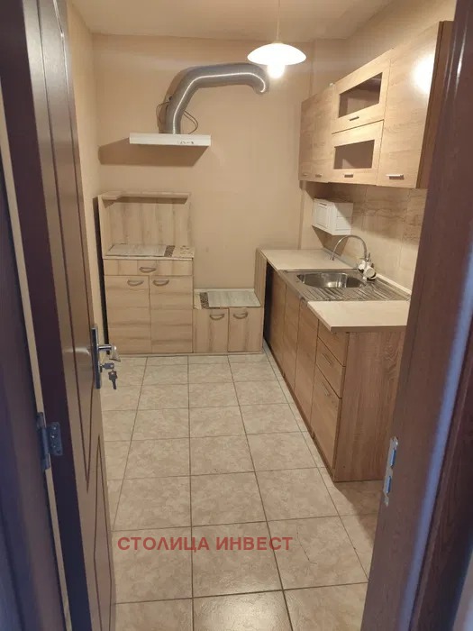 Дава под наем 2-СТАЕН, гр. Русе, Широк център