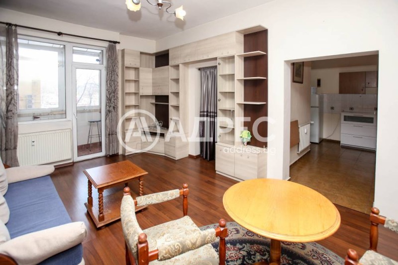 Kiadó  1 hálószoba Sofia , Centar , 64 négyzetméter | 85334225