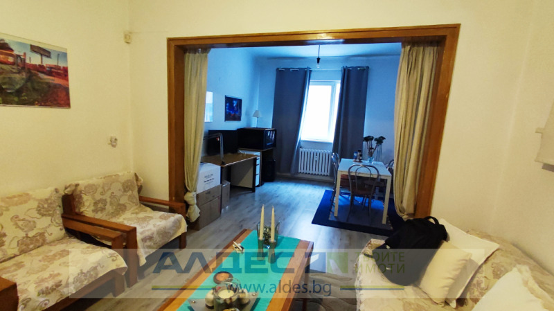 De inchiriat  1 dormitor Sofia , Țentâr , 65 mp | 69144698