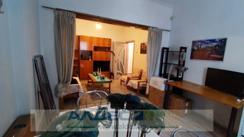 De inchiriat  1 dormitor Sofia , Țentâr , 65 mp | 69144698 - imagine [4]