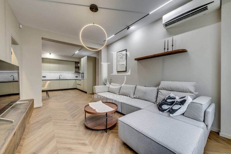 Издаје се  2 спаваће собе Софија , Центар , 107 м2 | 34328670 - слика [2]
