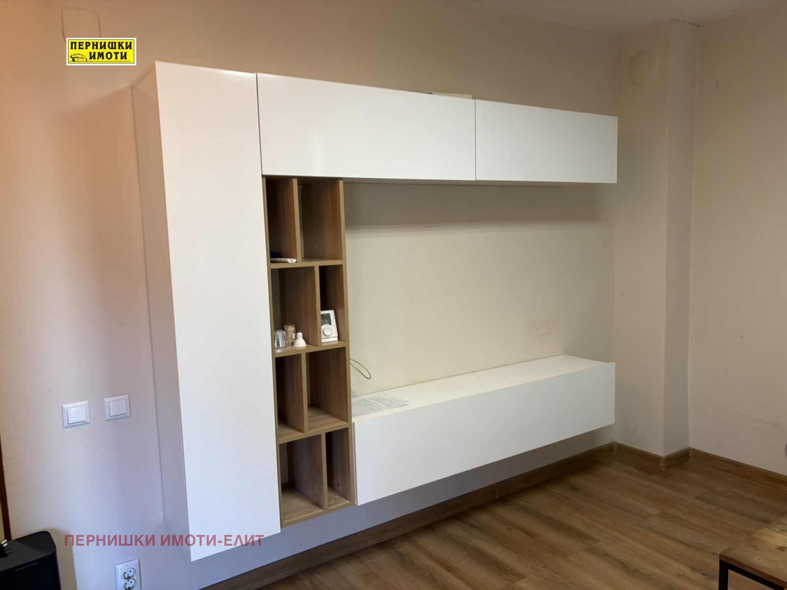 Дава под наем ЕТАЖ ОТ КЪЩА, гр. Перник, Клепало, снимка 2 - Етаж от къща - 53672667