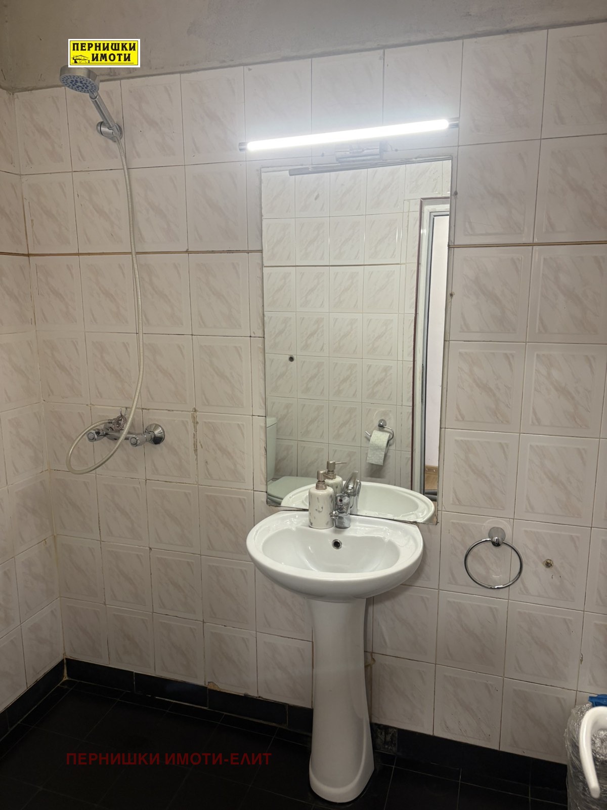 Дава под наем ЕТАЖ ОТ КЪЩА, гр. Перник, Клепало, снимка 7 - Етаж от къща - 53672667