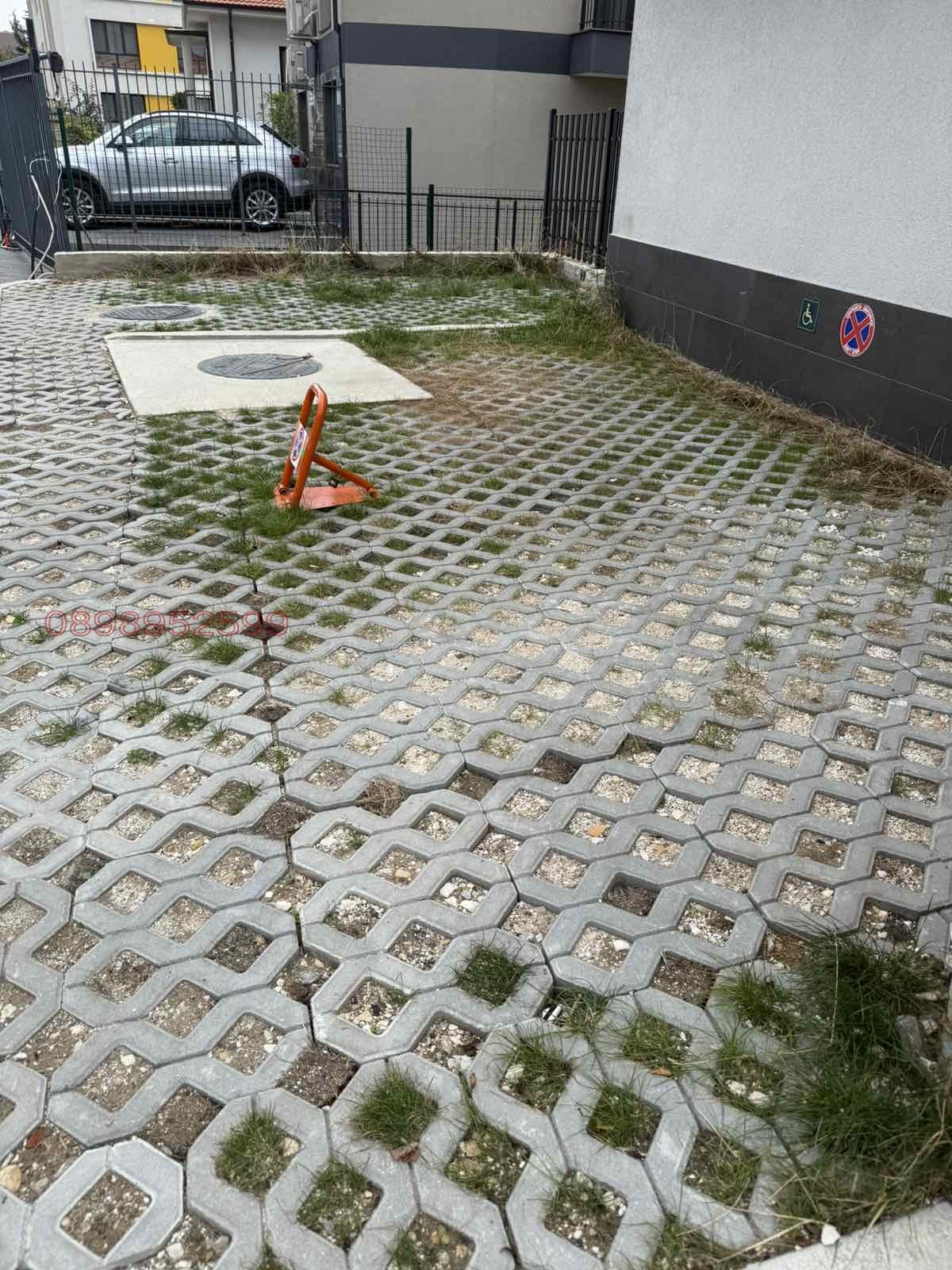 Дава под наем ГАРАЖ, ПАРКОМЯСТО, гр. Варна, Бриз, снимка 4 - Гаражи и паркоместа - 53955899