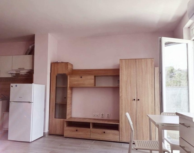 Do wynajęcia  Studio Sofia , Slatina , 40 mkw | 85536444