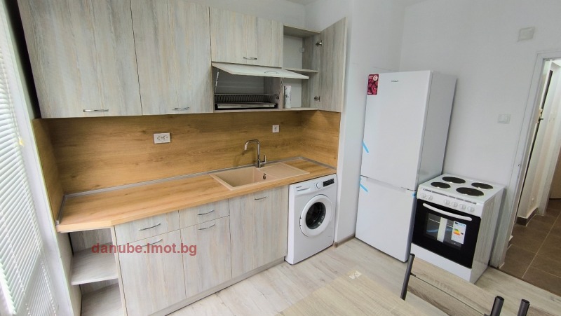 В оренду  1 спальня Русе , Широк център , 75 кв.м | 10159504