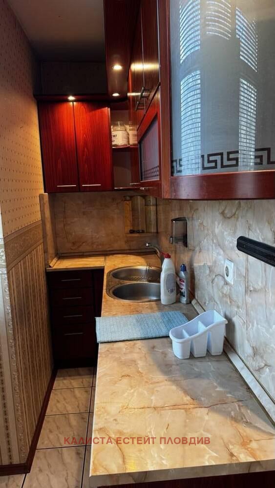 Te huur  2 slaapkamers Plovdiv , Karsjijaka , 78 m² | 38261591