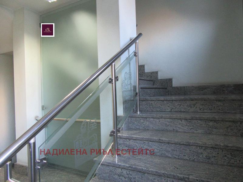 Te huur  Kantoor Sofia , Tsentar , 165 m² | 77131950 - afbeelding [10]