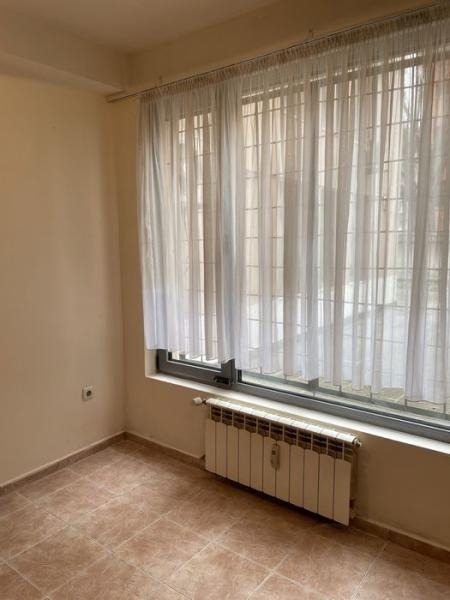 Дава под наем  Офис град София , Център , 18 кв.м | 69696986 - изображение [2]
