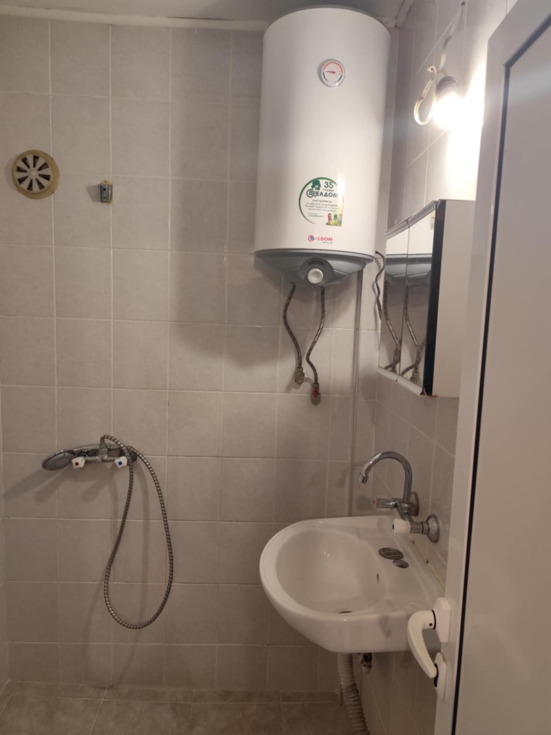 Дава под наем 1-СТАЕН, гр. Русе, Център, снимка 10 - Апартаменти - 53326598