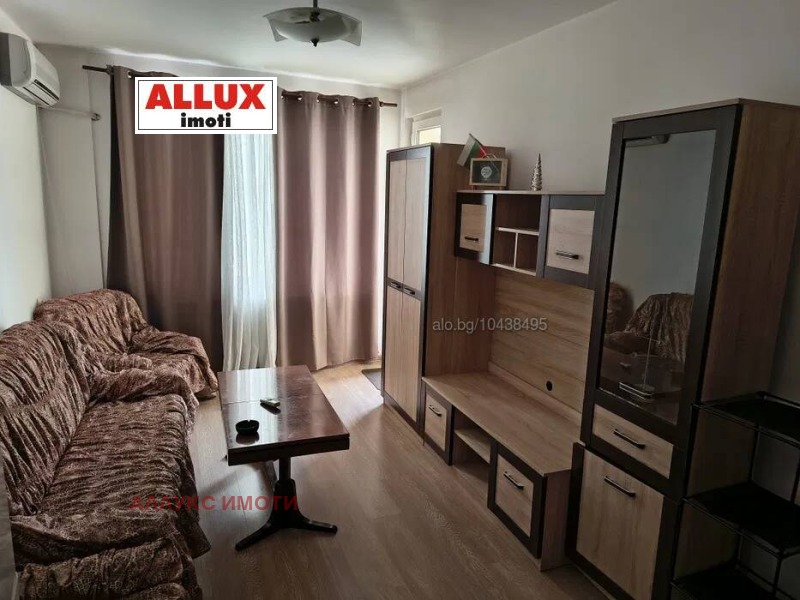 A louer  Studio Rouse , Vazrajdane , 40 m² | 41165757