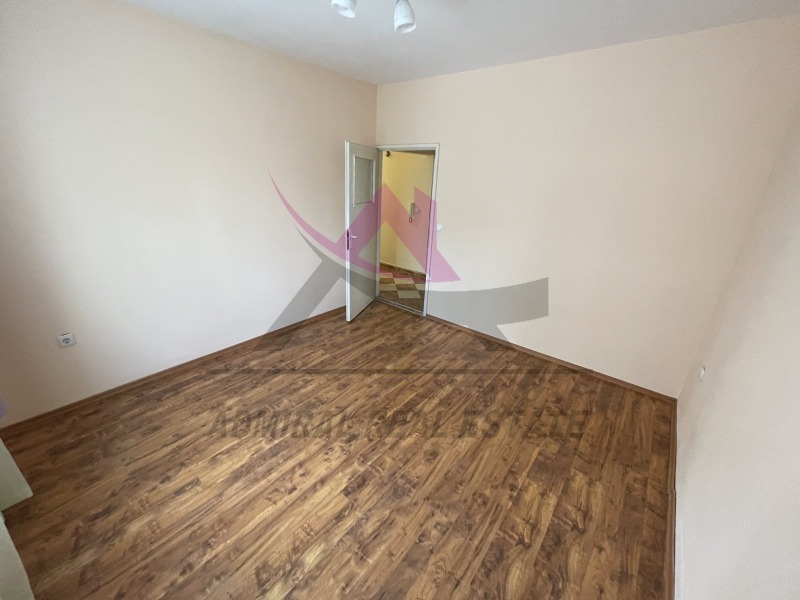 For Rent  2 bedroom Varna , Levski 1 , 78 sq.m | 70284283 - image [4]