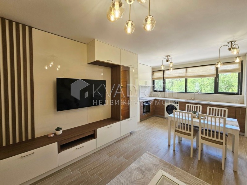 Zu vermieten  2 Schlafzimmer Plowdiw , Karschijaka , 90 qm | 60018542 - Bild [4]