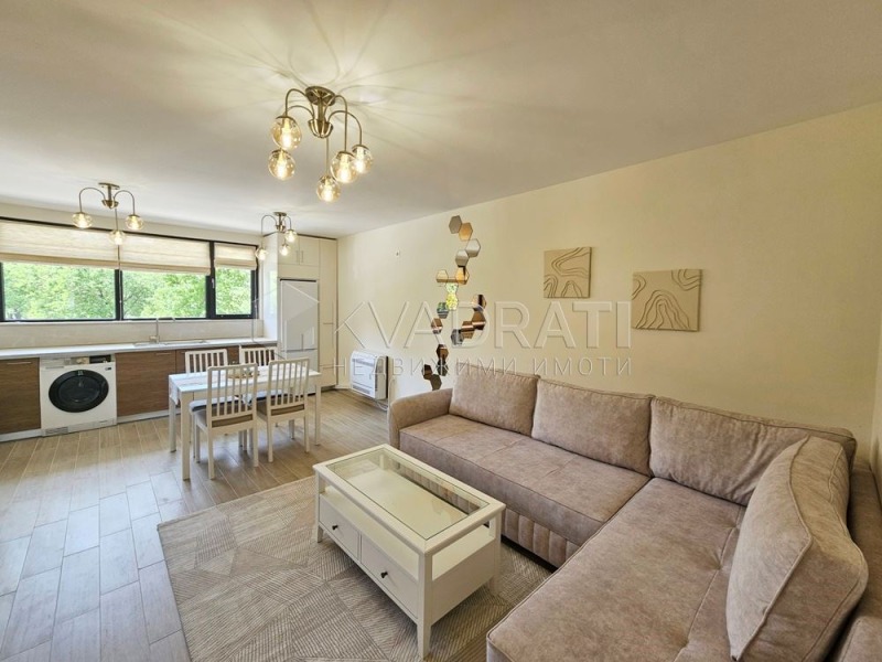 Zu vermieten  2 Schlafzimmer Plowdiw , Karschijaka , 90 qm | 60018542 - Bild [2]