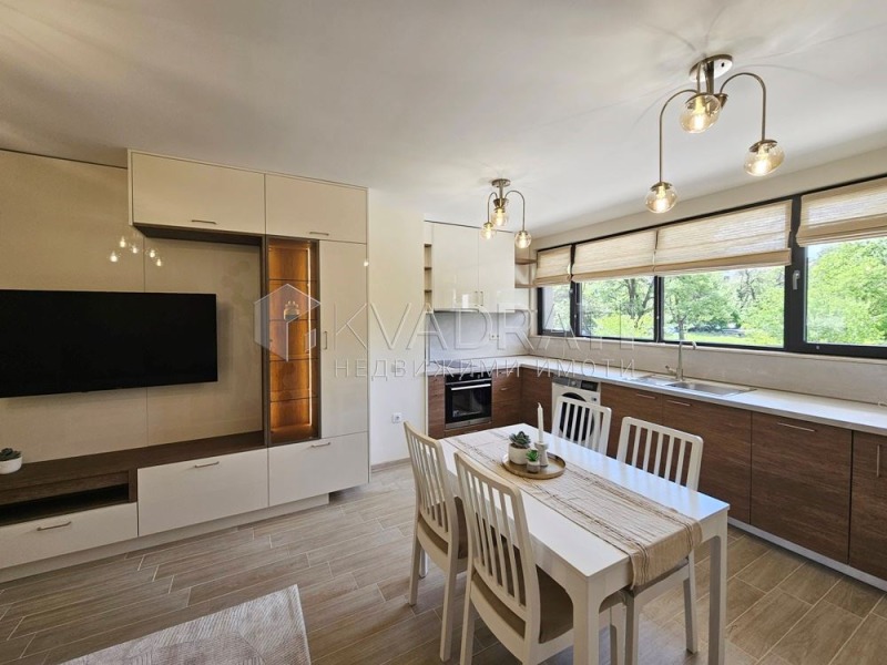 Zu vermieten  2 Schlafzimmer Plowdiw , Karschijaka , 90 qm | 60018542 - Bild [3]