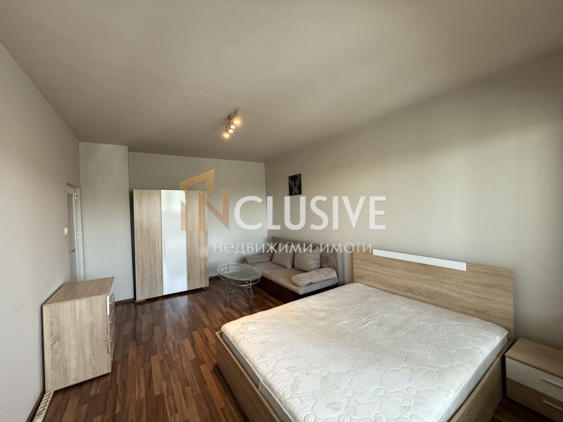 Kiadó  Stúdió Sofia , Fondovi zsilishta , 46 négyzetméter | 10163535 - kép [2]