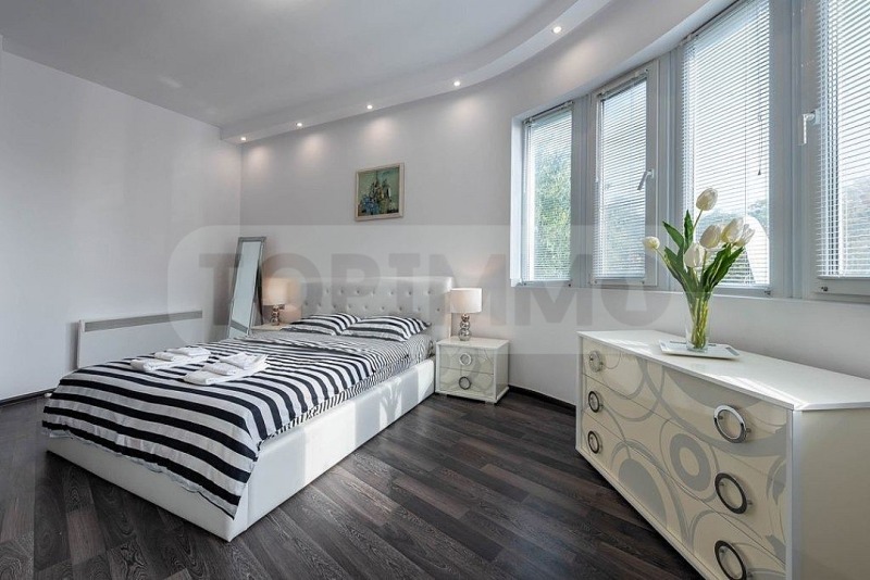 Дава под наем 3-СТАЕН, гр. Варна, Център, снимка 7 - Апартаменти - 53382009