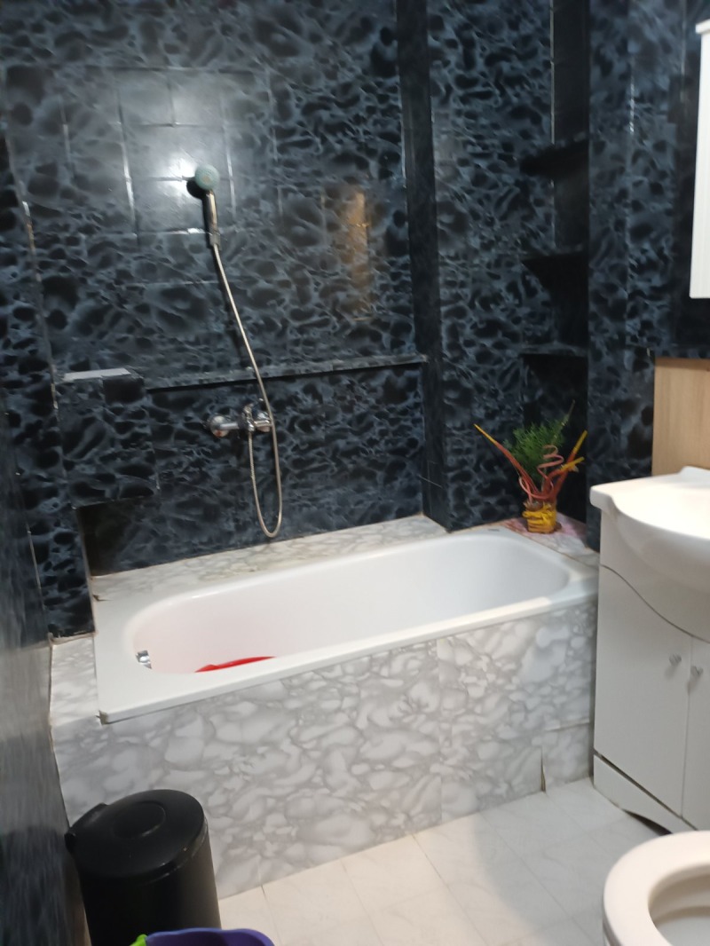 Дава под наем  2-стаен град Пазарджик , Моста на Лютата , 70 кв.м | 99995131 - изображение [7]