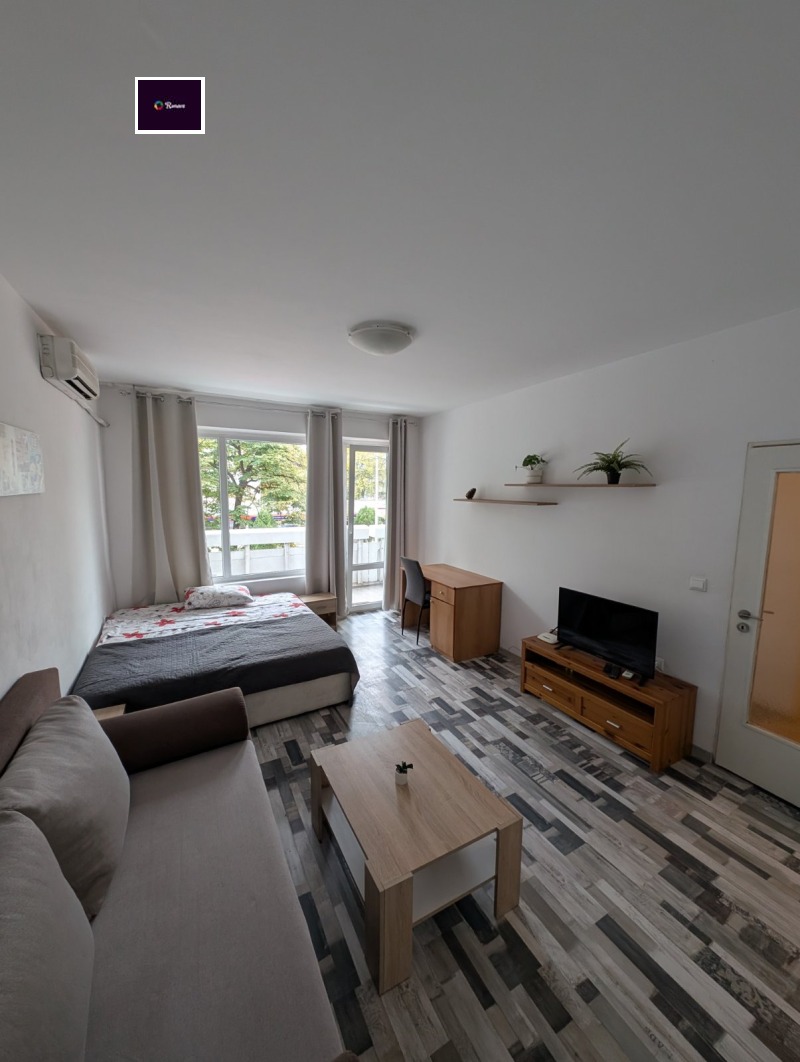 Дава под Наем 2-СТАЕН в град Варна, ВИНС-Червен площад - 50 кв.м / 470 € » 919.24 лв., РОНЕВА