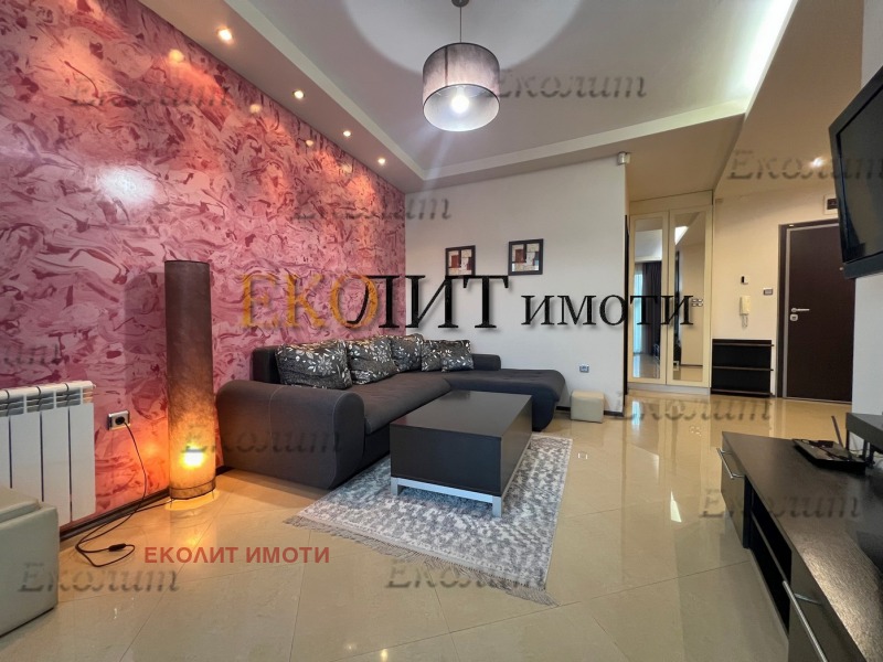 Дава под наем 2-СТАЕН, гр. София, Център